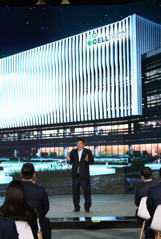 클릭하시면 큰 이미지를 볼 수 있습니다. 서울경제