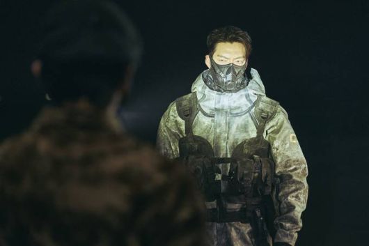 ‘택배기사’ 스틸. 5-8은 전투능력이 뛰어난 택배기사들 가운데서도 가장 강한 인물이다. 넷플릭스