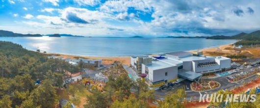 완도해양치유센터는 해수에 몸을 담그며 신체의 치유를 돕는 프랑스 전통 미용 기법 ‘딸라소 테라피’ 체험 시설이 있다. 사진=전남도