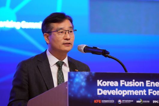 9일 대전컨벤션센터(DCC)에서 열린 ‘한국 핵융합에너지 개발 포럼’에서 인사말을 전하는 오영국 한국핵융합에너지연구원장. 한국핵융합에너지연구원