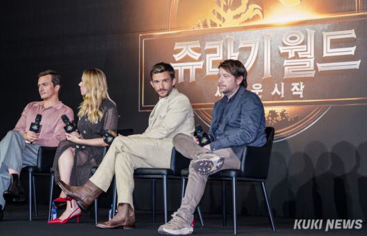 가렛 에드워즈 감독이 1일 서울 종로구 포시즌스호텔에서 열린 영화 '쥬라기월드: 새로운시작' 기자간담회에서 발언하고 있다. 2025.07.01 유희태 기자