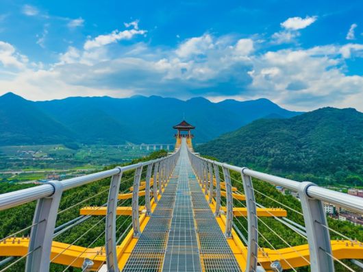 봉명산 출렁다리 모습. 경북문화관광공사 제공