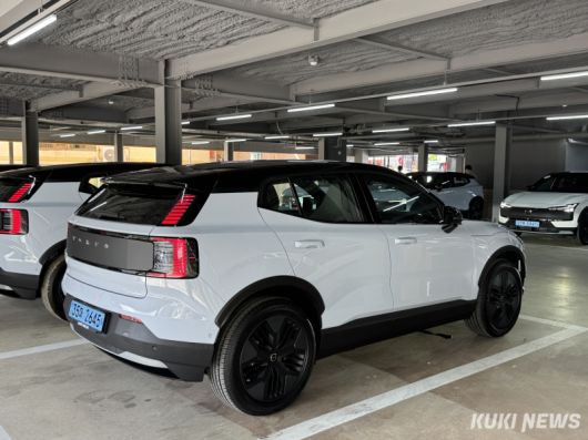 EX30 CC의 후면부. 김수지 기자