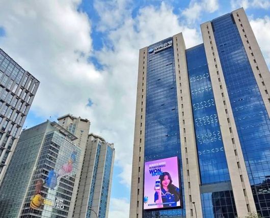 우리은행이 생산적 금융 본격화와 금융 인공지능 전환(AX) 혁신 강화를 위해 조직개편과 임원인사를 단행했다. 우리은행 제공