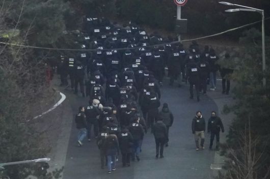 공수처와 경찰이 지난 1월15일 2차 체포영장 집행을 위해 한남동 관저로 진입하고 있다. 유희태 기자