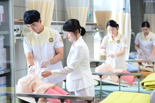 대구보건대 간호학과 실습 모습. 대구보건대 제공