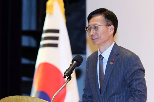 7일 정부대전청사 대강당에서 열린 '2026 지식재산처 시무식'에서 신년사를 전하는 김용선 지식재산처장. 지식재산처