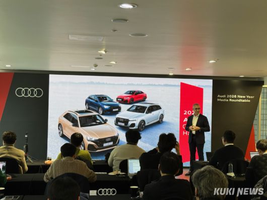 스티브 사장은 이날 아우디를 대표하는 A6와 Q3 를 비롯해 새로운 세그먼트의 신차들을 선보일 예정이라 발표했다. 김수지 기자