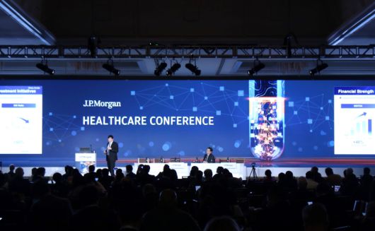 존림 삼성바이오로직스 대표가 13일(현지시간) 미국 캘리포니아주 샌프란시스코에서 열린 JP모건 헬스케어 콘퍼런스에서 기업 발표를 진행하고 있다. 삼성바이오로직스 제공