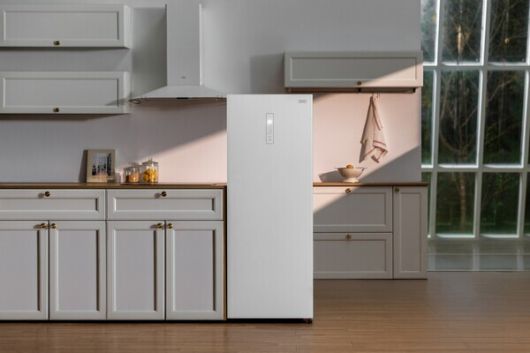 풀무원 김치냉장고. 풀무원 제공