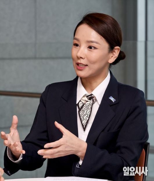 <일요시사>와 인터뷰 갖고 있는 강미정 조국혁신당 대변인 ⓒ고성준 기자