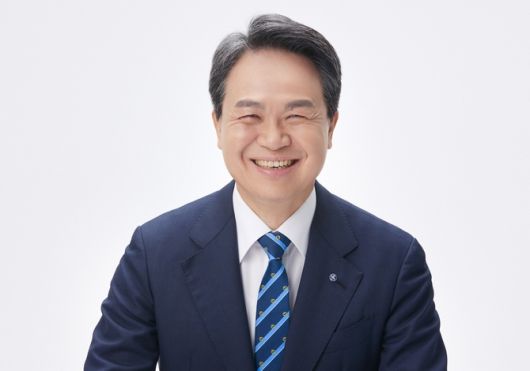 진옥동 신한금융그룹 회장