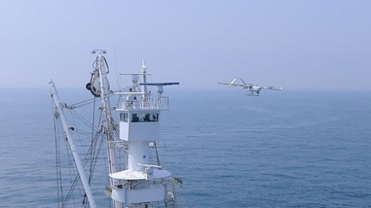 동원산업(사업부문 대표 박상진·기술부문 대표 장인성)이 세계 최초로 어군 탐지(이하 어탐) 전용 드론을 개발해 조업 현장에 본격 투입했다고 20일 밝혔다. /사진=동원산업