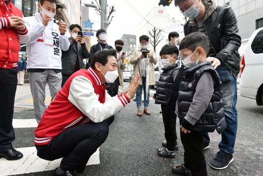 전자신문