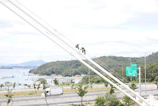 전자신문