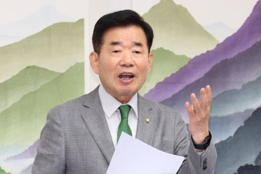 발언하는 김진표 국회의장