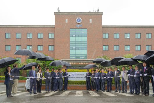 GIST '고등광기술연구원' 현판식.