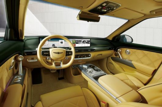 뱅앤올룹슨 사운드 시스템이 적용된 제네시스 GV60 실내