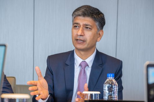 패드메쉬 맨들로이 앤시스 고객지원 아시아 부사장이 16일 서울 송파구 롯데호텔월드에서 열린 미디어 인터뷰에서 답변하고 있다. (제공: 앤시스코리아)