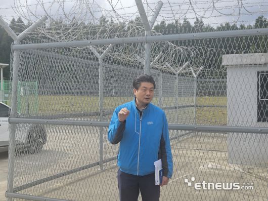 심문주 제주개발공사 먹는물연구소 박사가 제3취수원에 대해 설명하고 있다.〈사진=강성전 기자〉