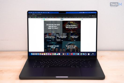 'M3 맥스' 칩을 탑재한 맥북 프로 16형 /사진=테크M