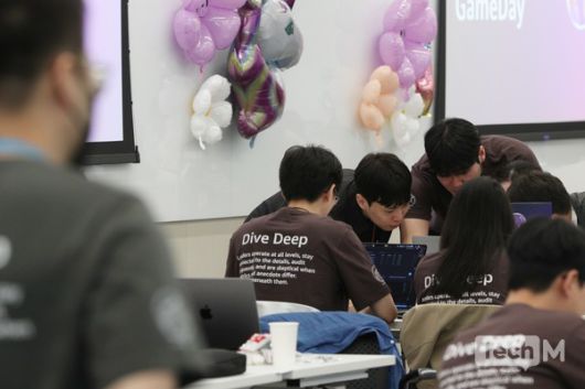 18일 오후 서울 강남구 센터필드 이스트 빌딩 18층에서 'AWS 게임데이 2025' 행사가 열리고 있다. /사진=임경호 기자