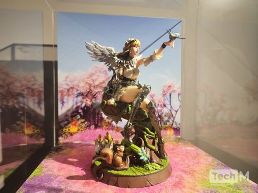 로스트아크의 미디어 전시 '빛의 여정'에서는 피규어도 확인할 수 있다. / 사진=조성준 기자