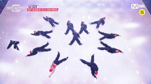 '스트릿댄스 걸스 파이터' 팀 훅인 미스몰리와 에이치의 원 팀 퍼포먼스 영상이 큰 호응을 얻고 있다. [사진=Mnet '스트릿댄스 걸스 파이터' 캡쳐]