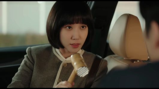 '이상한 변호사 우영우' 5화 선공개 영상이 게재돼 관심을 모으고 있다. [사진='이상한 변호사 우영우' 5화 선공개 영상 캡쳐]