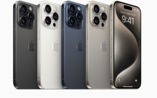 애플은 3나노 공정에서 생산된 AP인 'A17 프로'를 '아이폰15 프로', '아이폰15 프로맥스'에만 탑재했다. [사진=애플 ]