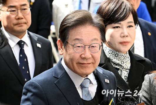 이재명 더불어민주당 대표가 지난 3월 26일 오전 서울 서초구 서울고등법원에서 열린 공직선거법 위반 혐의 2심 선고 공판에 출석하고 있다. [사진=곽영래 기자]