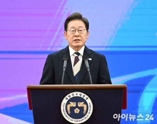 이재명 대통령이 4일 서울 여의도 국회에서 열린 제21대 대통령 취임선서에서 취임사를 하고 있다. [사진=곽영래 기자]