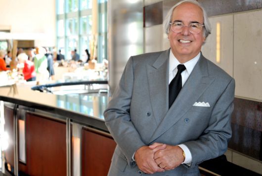 미국의 사기꾼 프랭크 애버그네일 주니어는 1970년대 조종사로 위장해 수십 회 무료 비행을 한 것으로 유명하다. 사진은 실제 프랭크 애버그네일 주니어. [사진=Palm Beach Daily News]