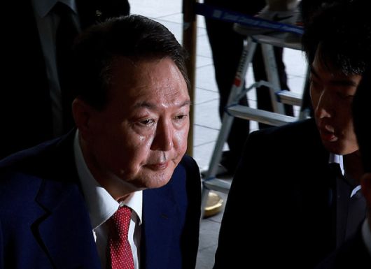 윤석열 전 대통령이 5일 내란 특검의 2차 조사를 받기 위해 조은석 특별검사팀 사무실이 있는 서울 서초구 서울고검에 출석하고 있다. 2025.7.5 [공동취재] [사진=연합뉴스]