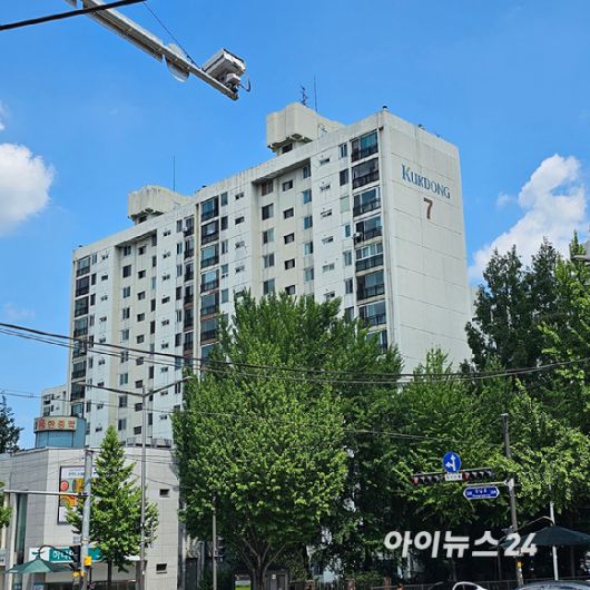 서울 송파구 가락동 '극동아파트' 전경. 2025.07.09 [사진=이효정 기자 ]