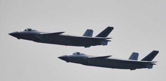 중국 에어쇼에서 선보인 J-20 전투기 모습. [사진=연합뉴스]