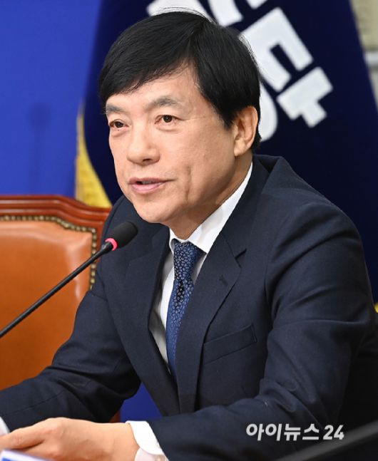 이성윤 더불어민주당 신임 최고위원이 12일 서울 여의도 국회에서 열린 최고위원회의에서 발언하고 있다. [사진=곽영래 기자]