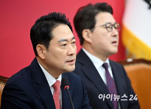 장동혁 국민의힘 대표가 12일 서울 여의도 국회에서 열린 최고위원회의에서 발언하고 있다. [사진=곽영래 기자]