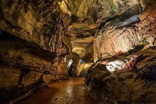 사우디아라비아 만수라 마사라 금광 내부. [사진=킹 압둘아지즈 연구 및 기록 보관 재단]