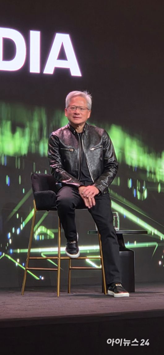 0106 현지시간 엔비디아 전시관 퐁텐블로 젠슨황 [사진=박지은 기자]