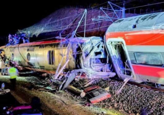 사진은 지난 18일 남부 코르도바주에서 고속열차 두 대가 정면 충돌한 사고 현장. [사진=X 갈무리 ]