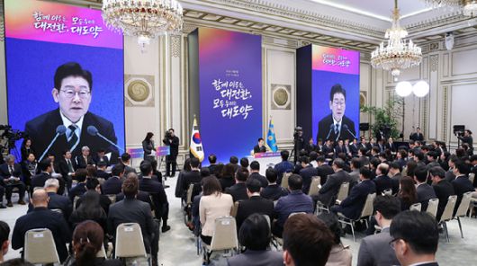 이재명 대통령이 21일 청와대 영빈관에서 열린 신년기자회견에서 발언하고 있다. 2026.1.21 [사진=연합뉴스]