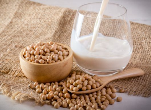 사진은 두유. [사진=Healthy Food Guide]