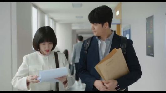 '이상한 변호사 우영우' 9화 예고편 영상이 공개돼 관심을 모으고 있다. [사진='이상한 변호사 우영우' 9화 예고편 캡처]