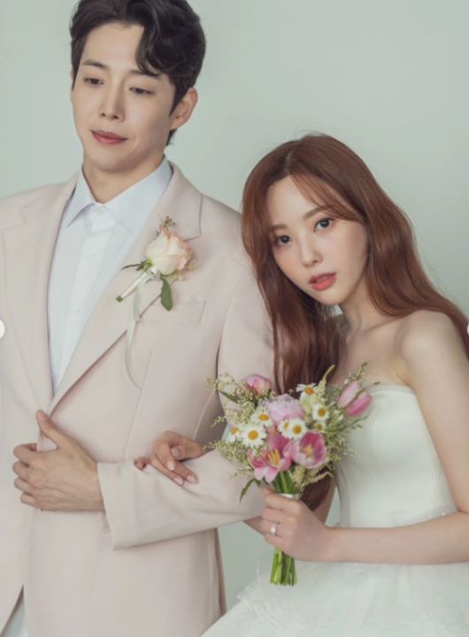 배우 김동호와 헬로비너스 윤조가 웨딩화보를 공개했다. [사진=김동호 인스타그램, 윤조 인스타그램]