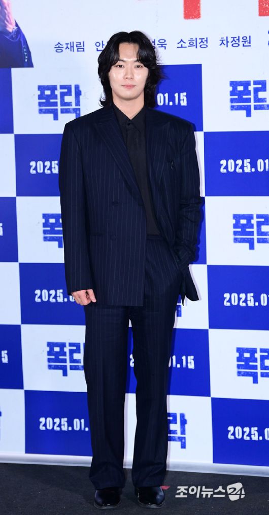 배우 안우연이 6일 오후 서울 CGV 용산아이파크몰에서 열린 영화 '폭락'(감독 현해리) 언론시사회에 참석하고 있다. [사진=정소희 기자]