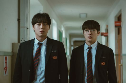 배우 박지훈, 최민영이 넷플릭스 시리즈 '​약한영웅 Class 2'​에서 열연하고 있다. [사진=넷플릭스]