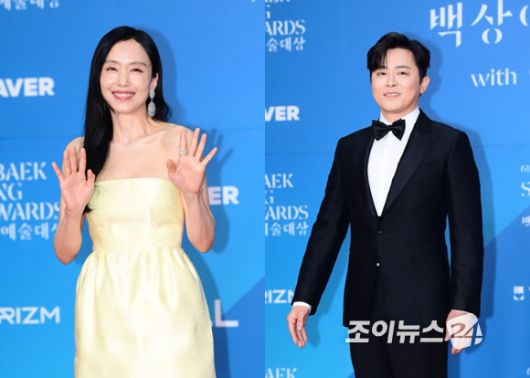 '폭싹 속았수다' 전도연과 조정석이 5일 오후 열린 '제61회 백상예술대상 with 구찌' 레드카펫에서 포즈를 취하고 있다. [사진=정소희 기자]