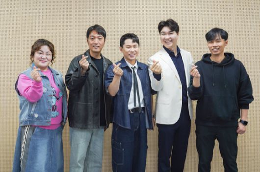 '우리 아기가 태어났어요' 기자간담회에 참석한 장주연 작가, 이승훈 CP, MC 양세형, 박수홍, 김준 PD  [사진=TV조선 ]