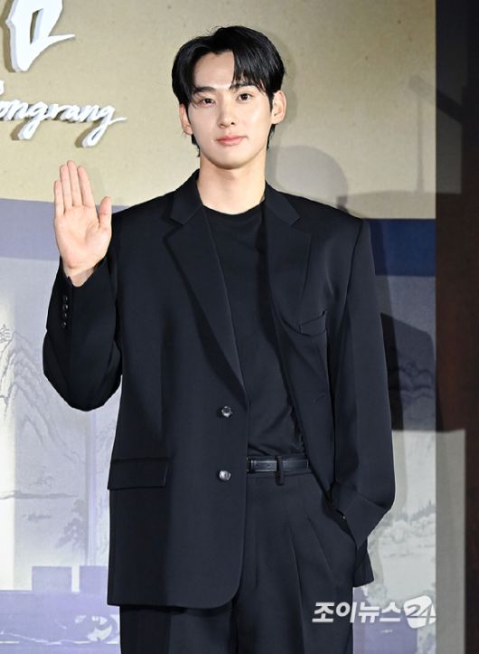 배우 정가람이 13일 서울 신도림 라마다 호텔에서 열린 넷플릭스 시리즈 '탄금' 제작발표회에서 포토타임을 갖고 있다. [사진=곽영래 기자]